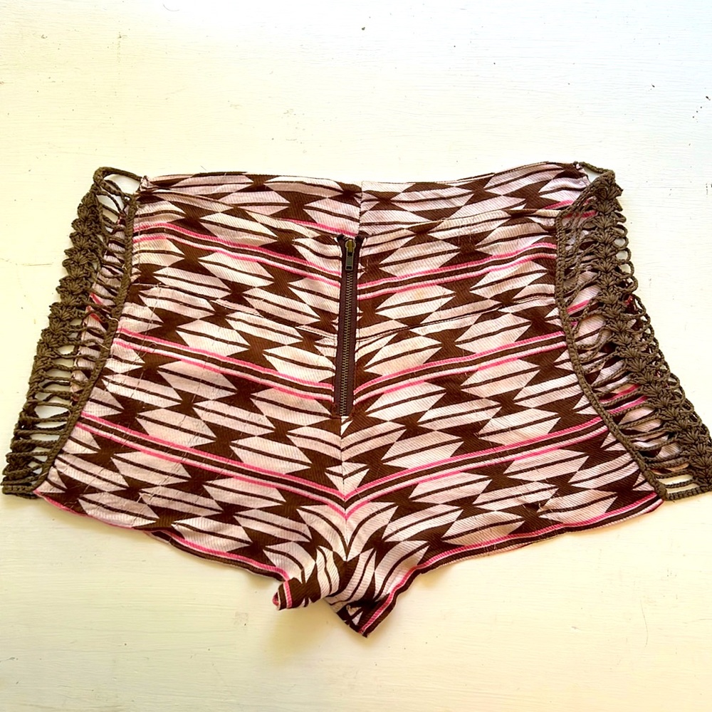 Very rare Acacia Paia  shorts with crochet side